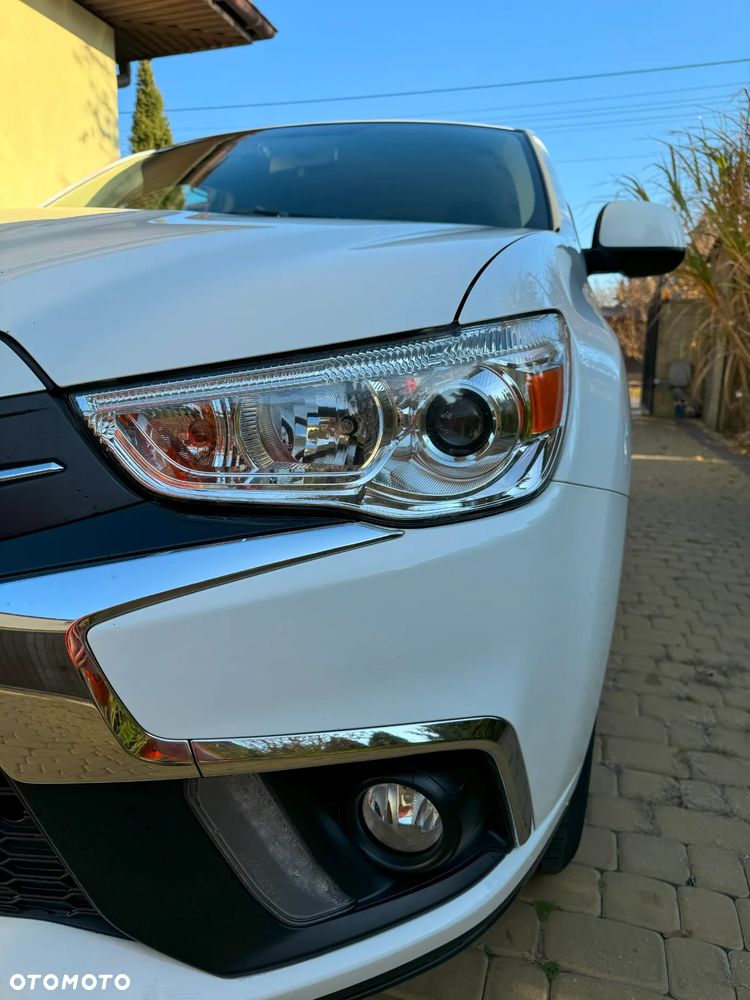 Mitsubishi ASX 1.6 Inform - 1
