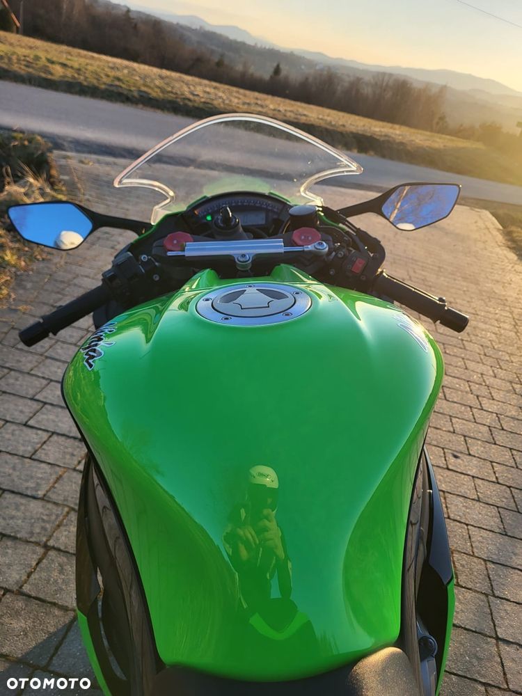 Kawasaki ZX - 7