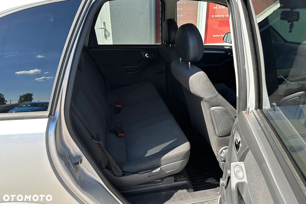 Opel Meriva 1.6 Enjoy - 32