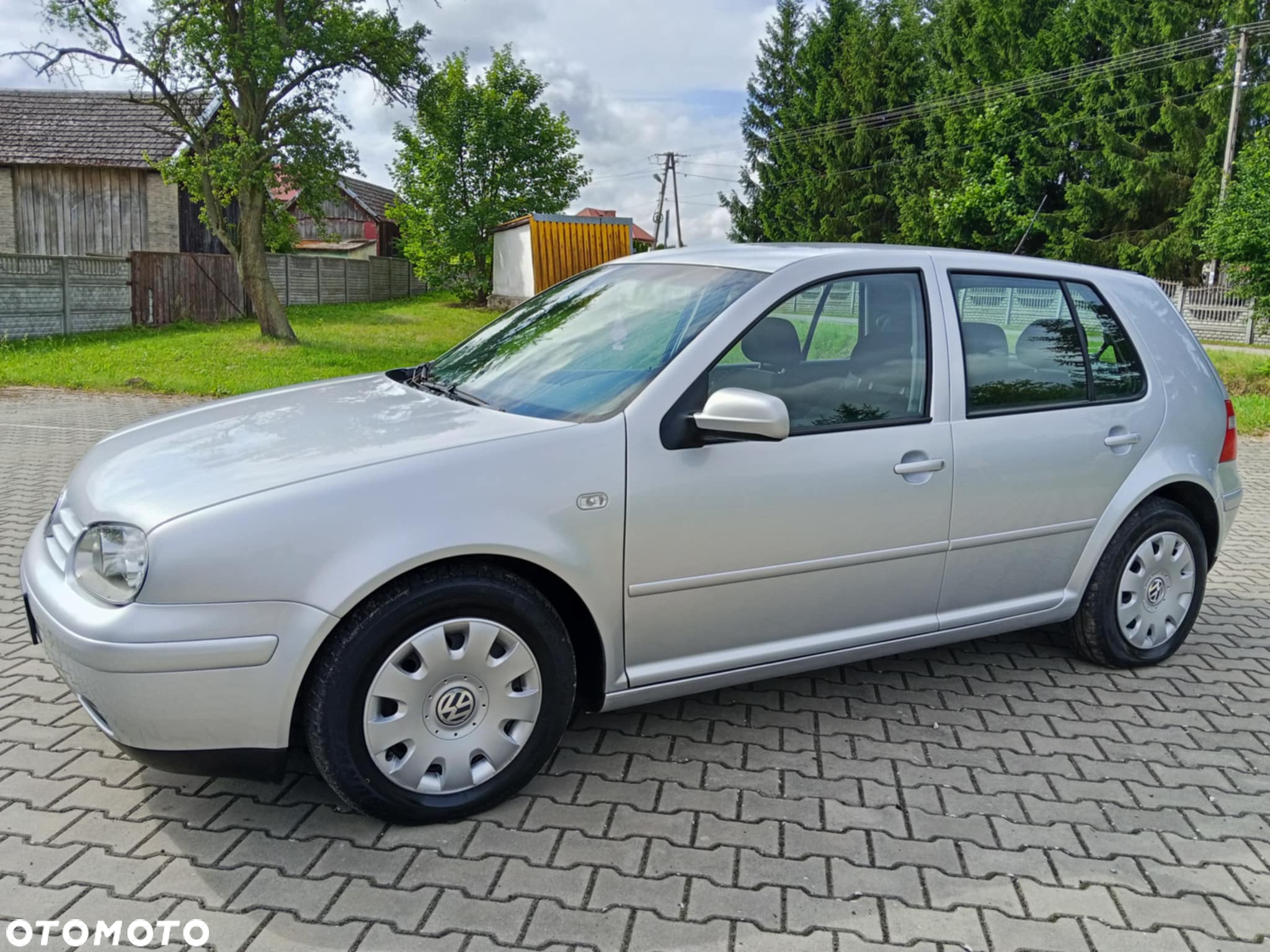 Volkswagen Golf - 4
