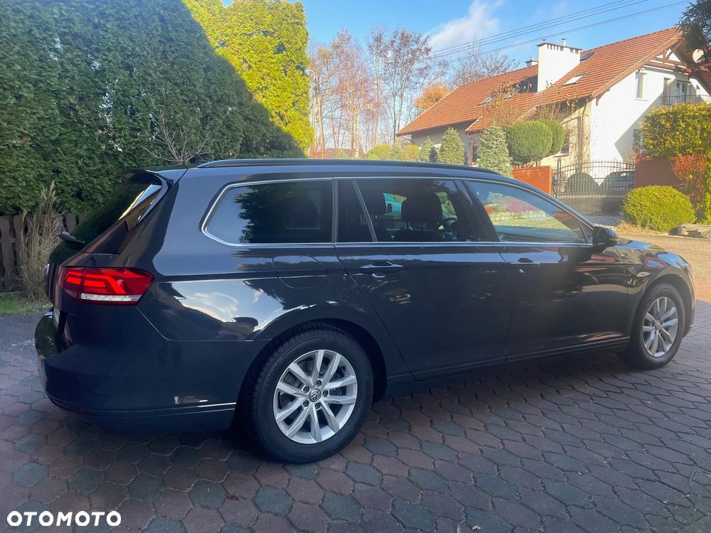 Volkswagen Passat Variant 2.0 TDI (BlueMotion Technology) Comfortline - 13