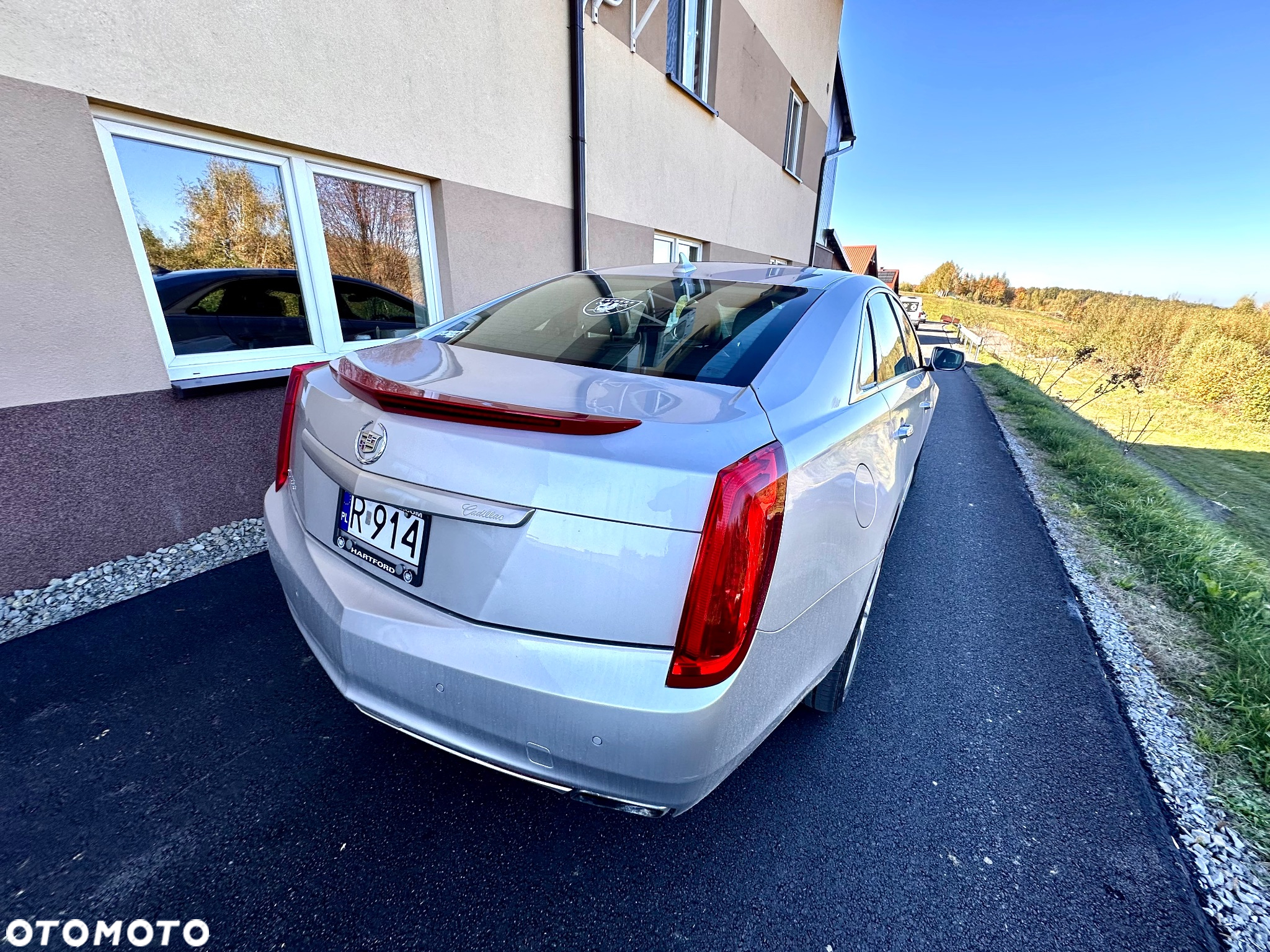 Cadillac XTS - 8
