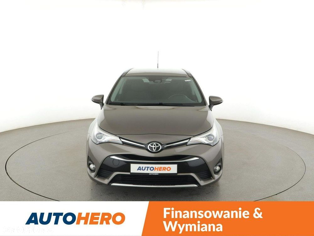 Toyota Avensis Touring Sports 1.8 Multidrive S Edition S+ - 11