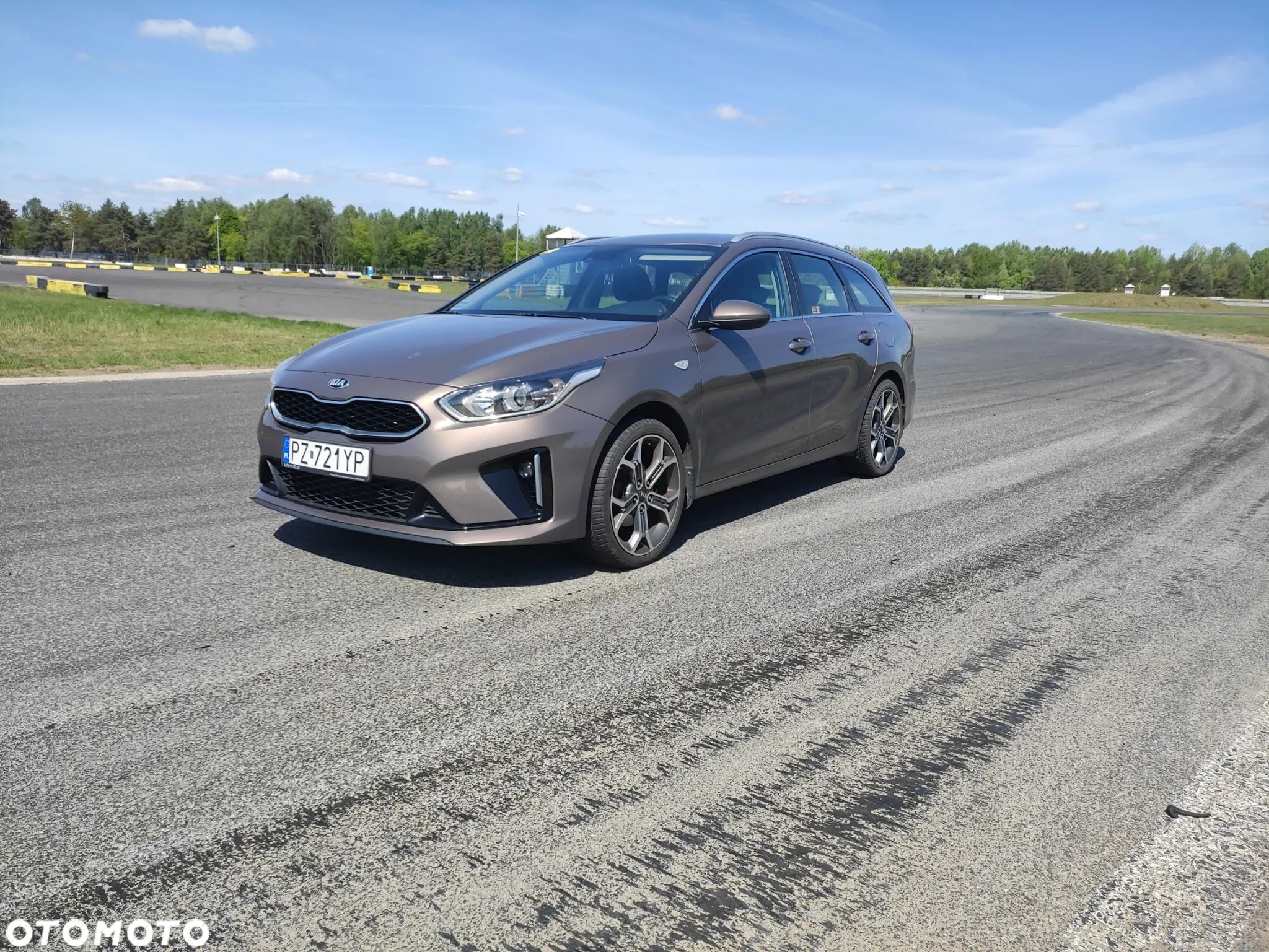 Kia Ceed 1.4 T-GDI L - 1