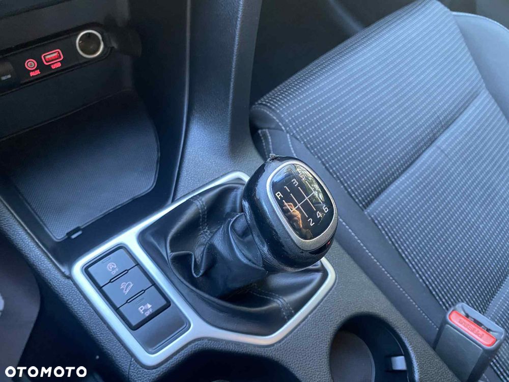 Kia Sportage - 12
