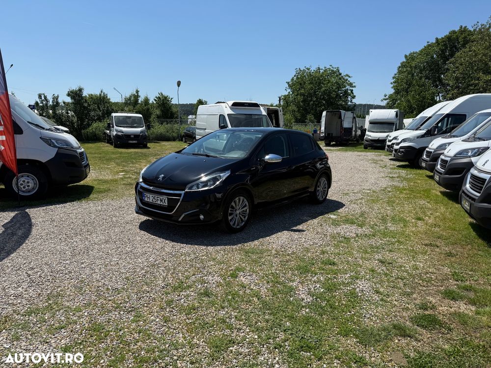 Peugeot 208 82 PureTech Style - 1