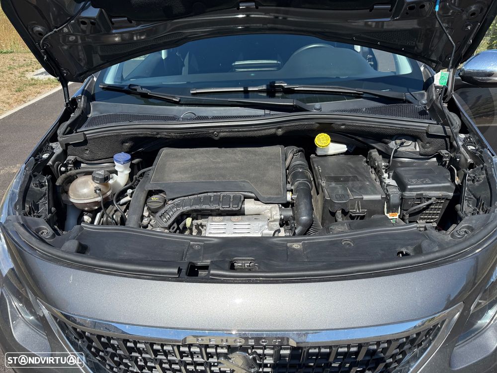 Peugeot 2008 PureTech 110 Stop&Start EAT6 Allure - 3