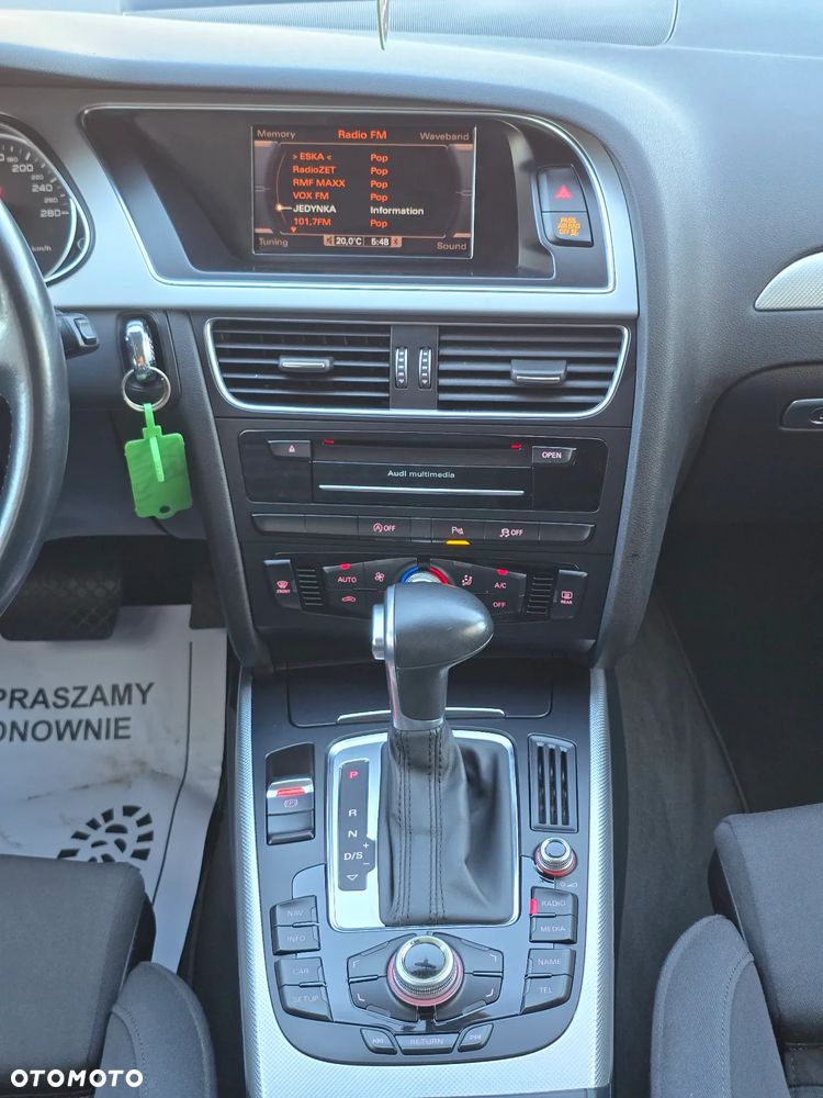 Audi A4 Avant 2.0 TDI Quattro Design S tronic - 35