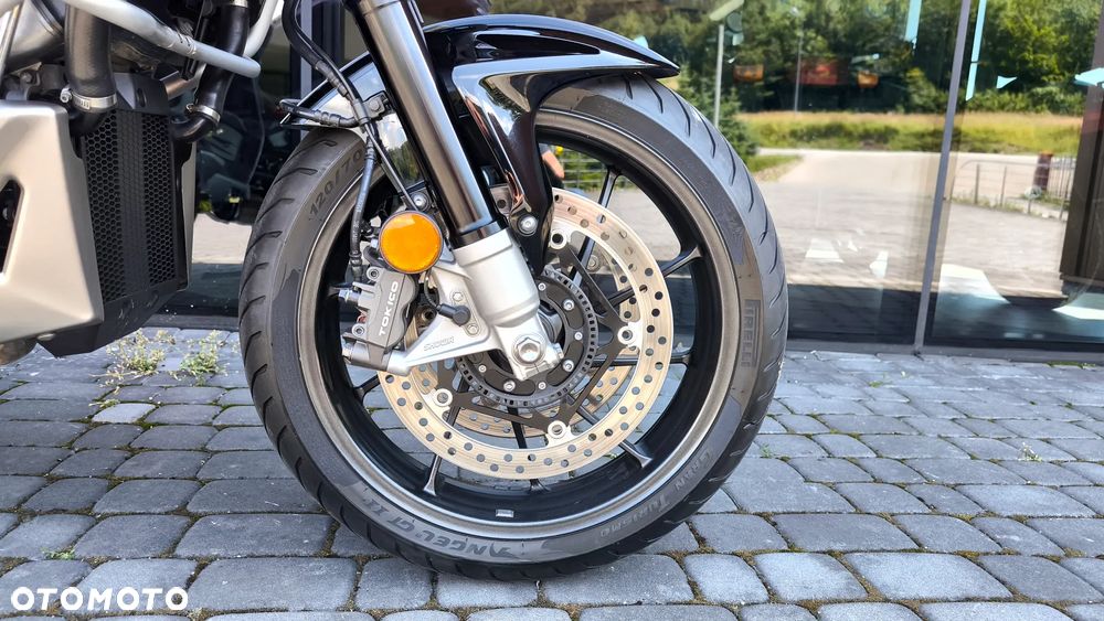 Honda VFR - 24