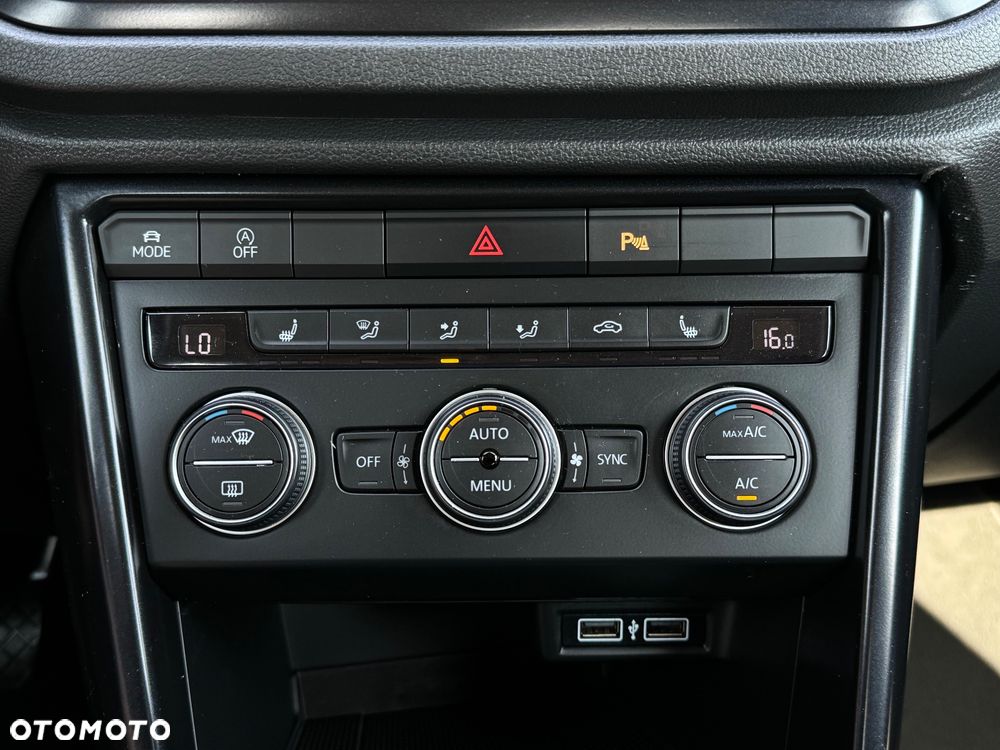 Volkswagen T-Roc 1.0 TSI OPF Style - 30