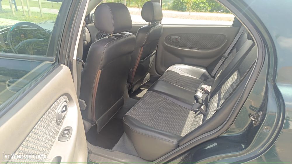 Kia Shuma 1.5 LS - 10