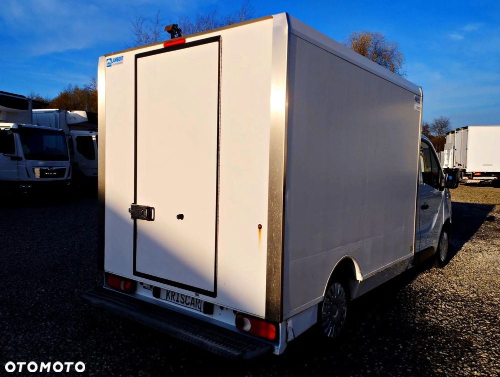 Renault Trafic Chłodnia 125KM 2 zasilania chłodni - 7