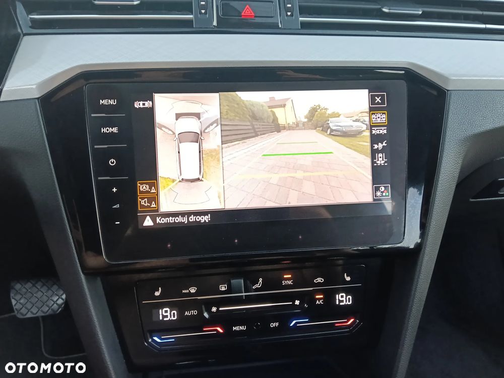 Volkswagen Passat 2.0 TDI SCR DSG Business - 15
