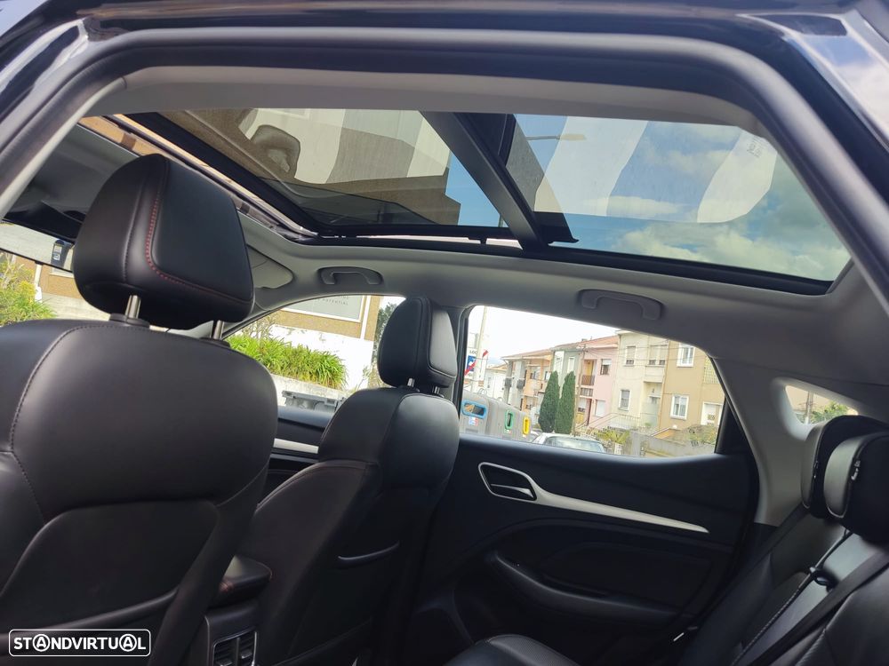 MG ZS Maximal Luxury