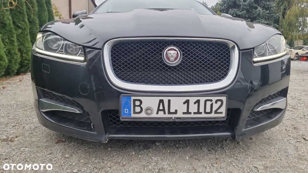 Jaguar XF - 24