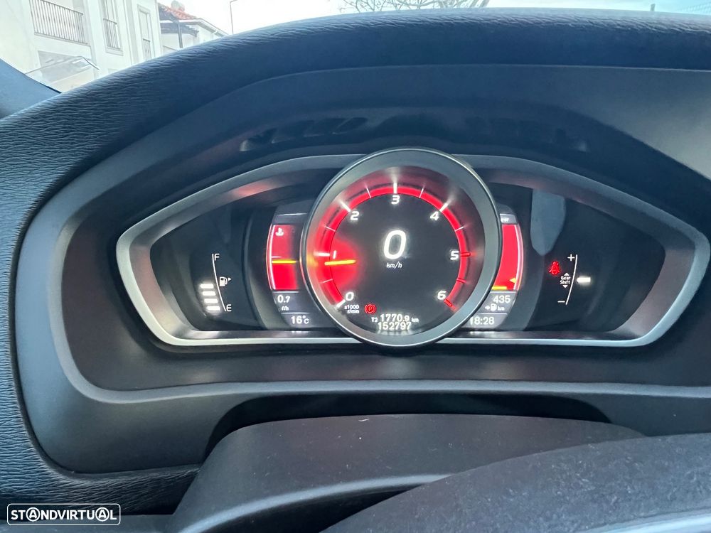 Volvo V40 2.0 D2 VOR - 10