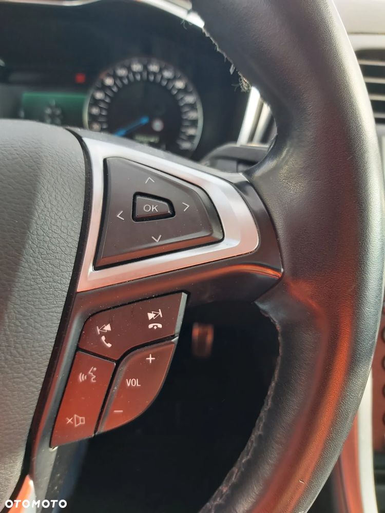 Ford Mondeo 2.0 TDCi Start-Stopp Titanium - 25