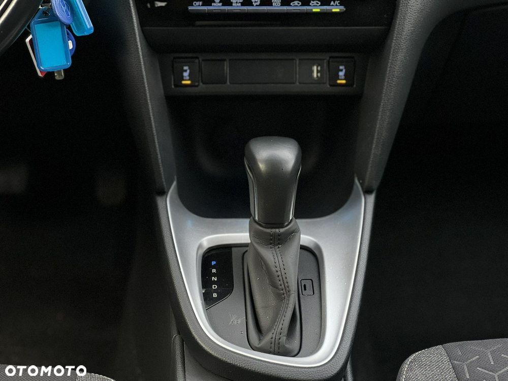 Toyota Yaris Cross Hybrid 1.5 Comfort - 19