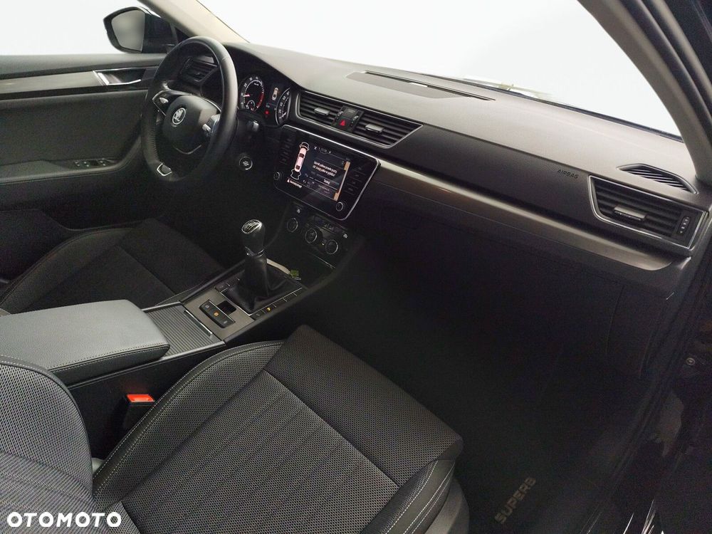 Skoda Superb - 23