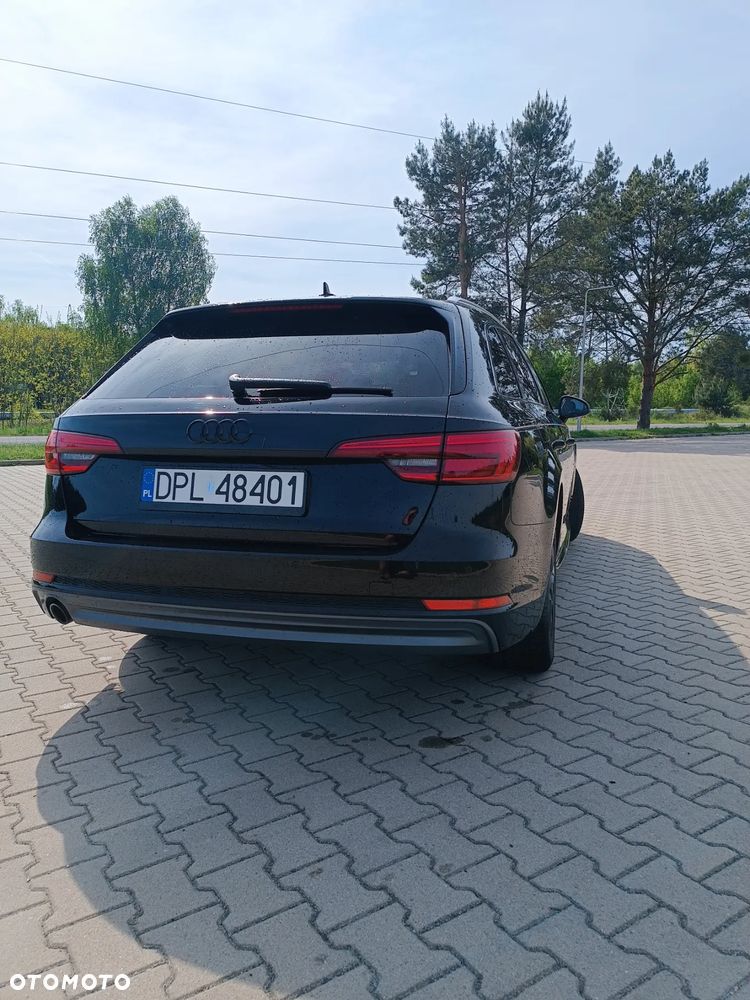 Audi A4 Avant - 6