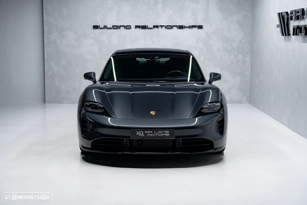 Porsche Taycan Turbo - 5
