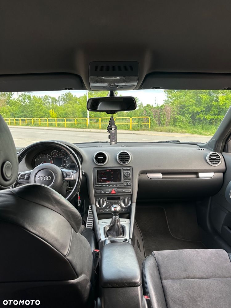 Audi S3 2.0T FSI Quattro - 11