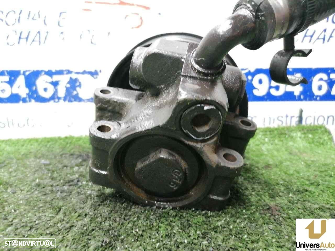 BOMBA DIREÇÃO FORD FOCUS 2000 -XS4E3A733AC - 2