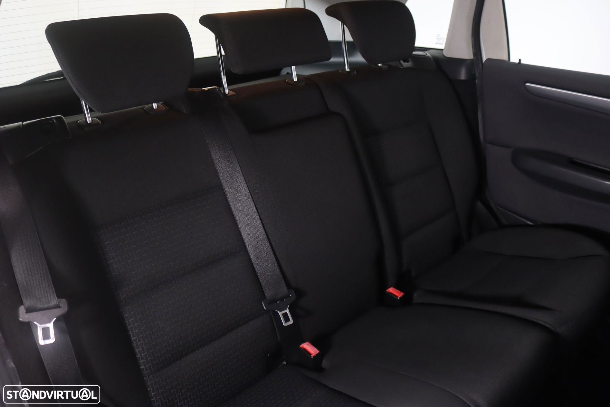 Mercedes-Benz B 180 CDi - 14