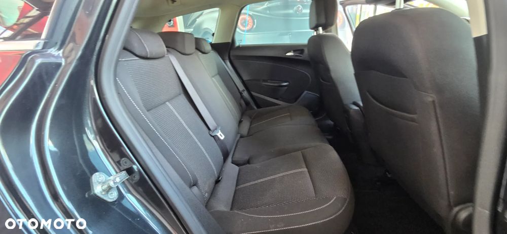 Opel Astra - 31
