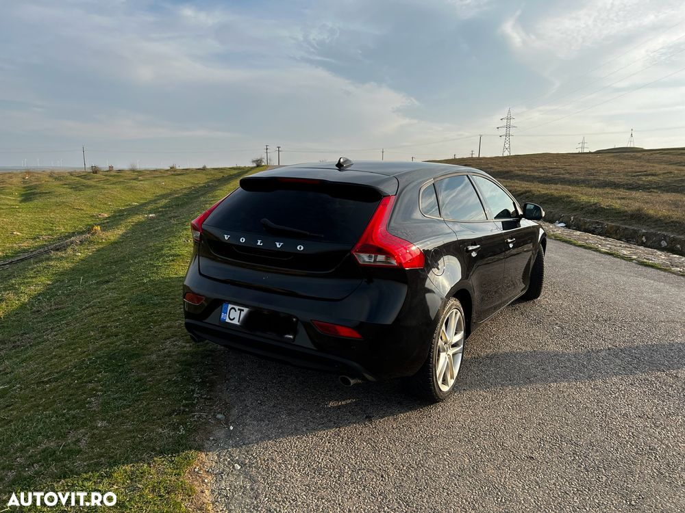 Volvo V40 - 17