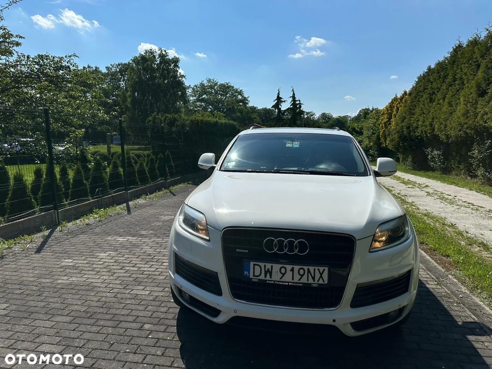 Audi Q7 - 16
