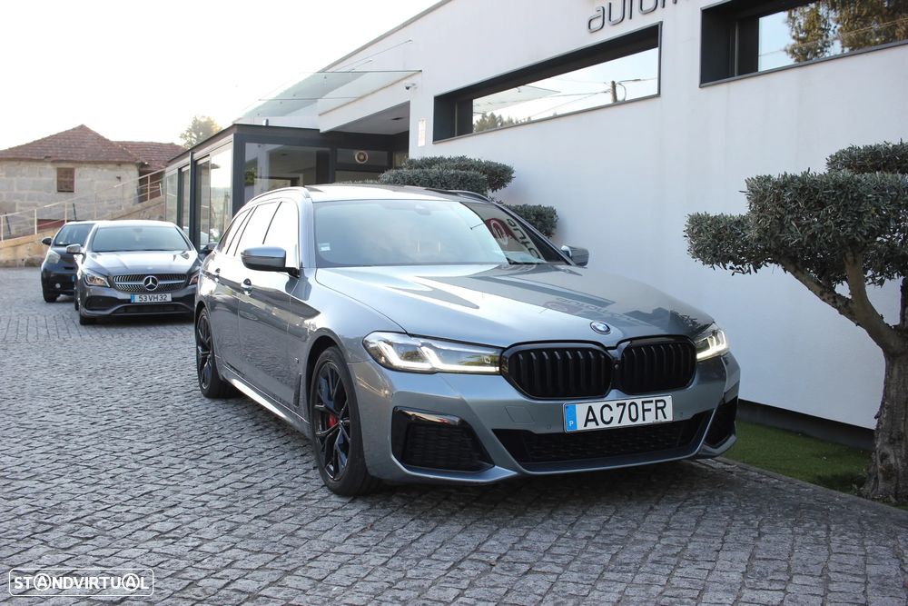 BMW 520 d Pack Desportivo M Auto - 4