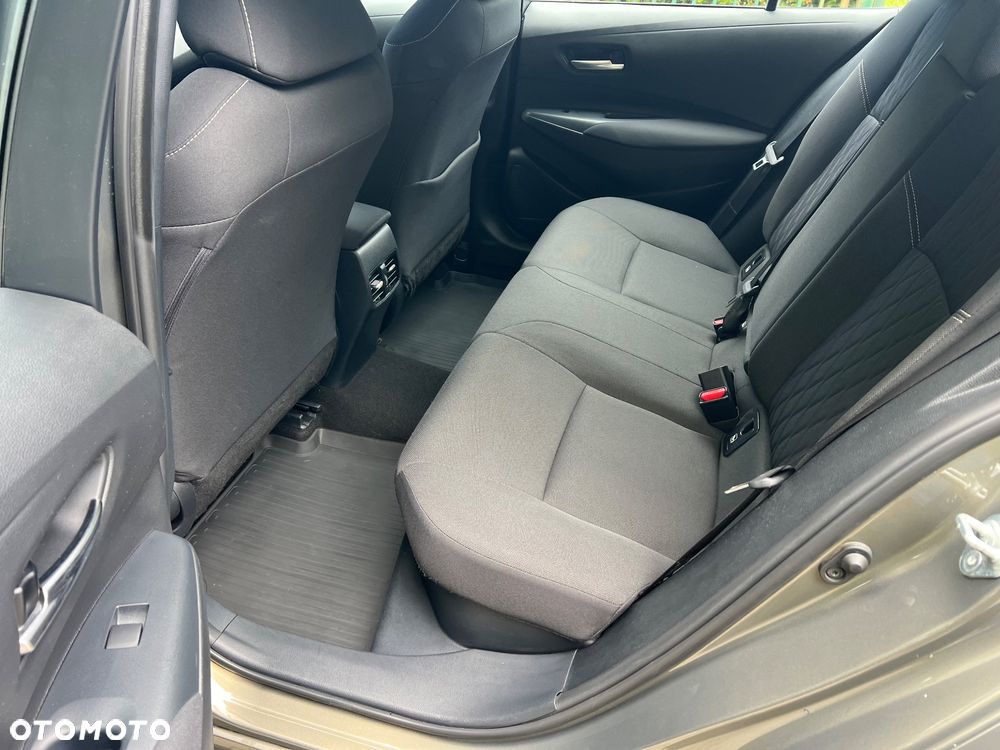 Toyota Corolla 1.8 Hybrid Active - 21