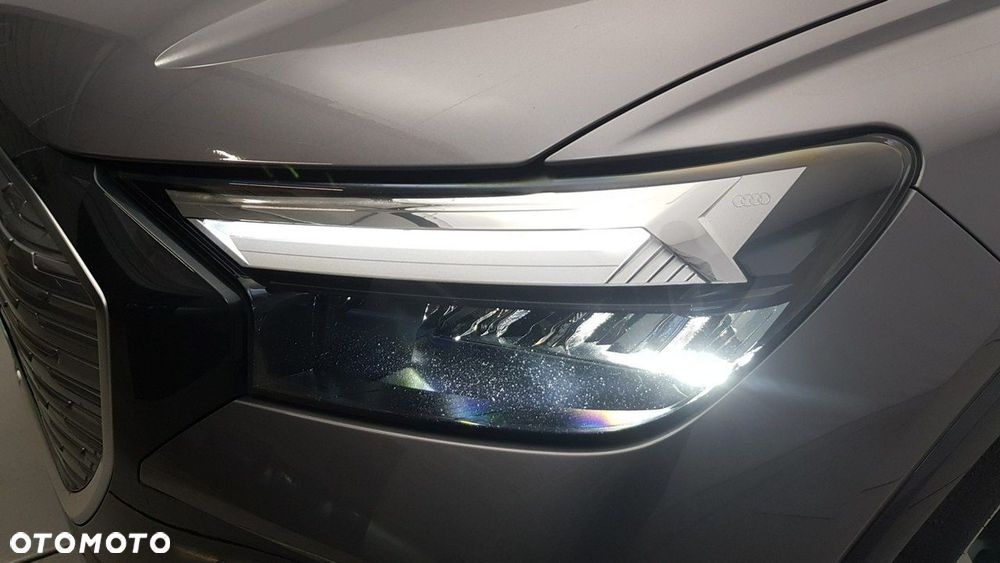 Audi Q4 e-tron - 9