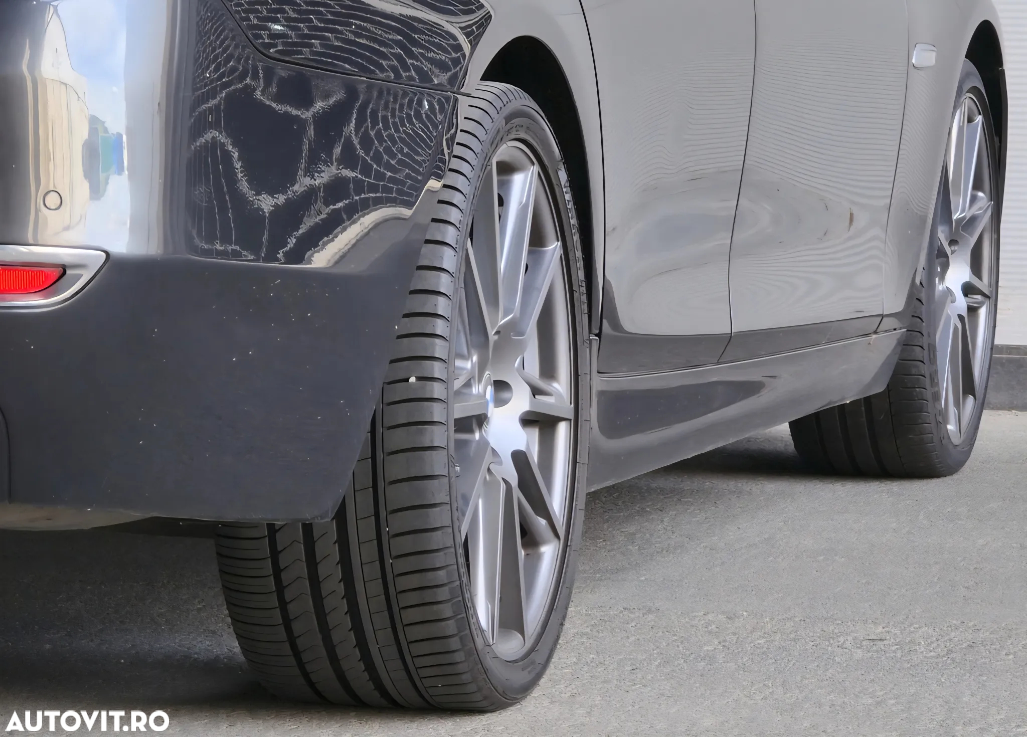 BMW Seria 5 535i xDrive Touring Aut. Luxury Line - 22