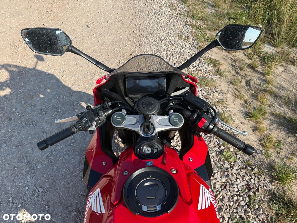Honda CBR - 6