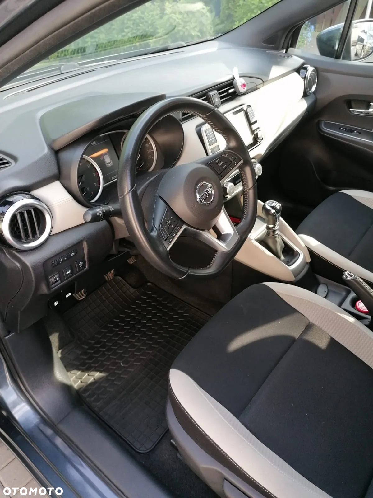 Nissan Micra - 10