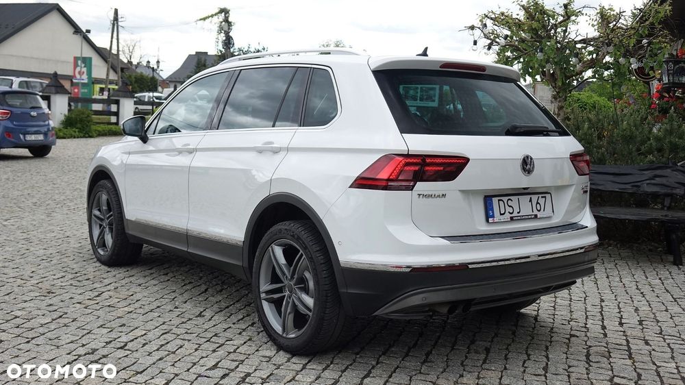 Volkswagen Tiguan - 12