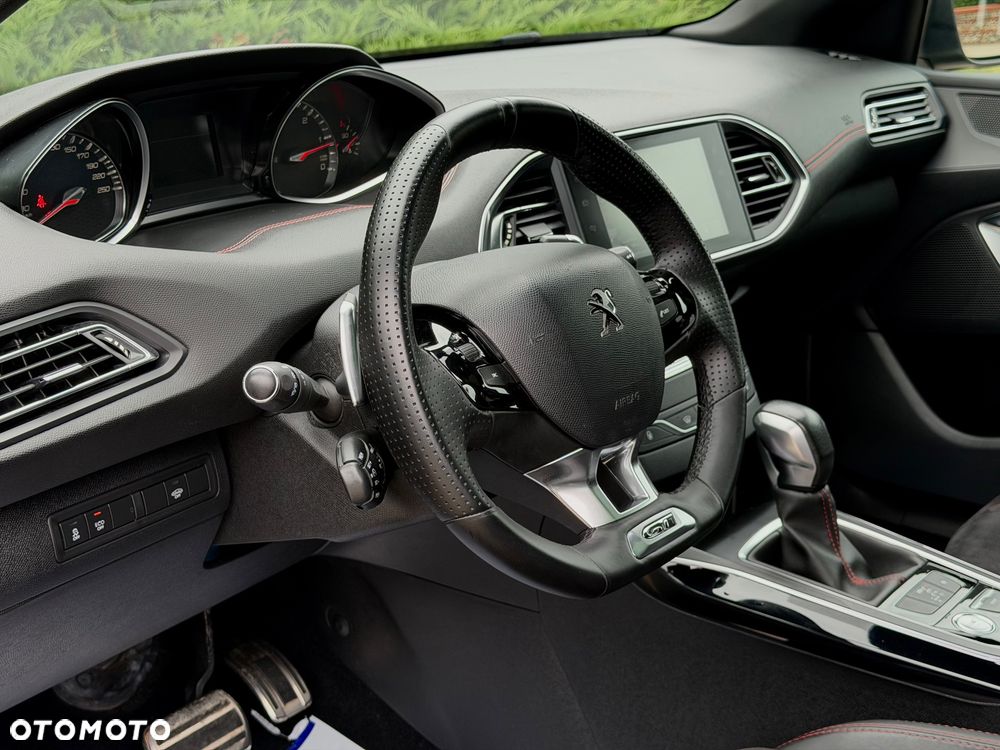 Peugeot 308 BlueHDi FAP 180 EAT8 Stop & Start GT - 24