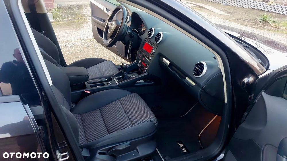 Audi A3 Sportback 2.0 TDI Attraction - 17