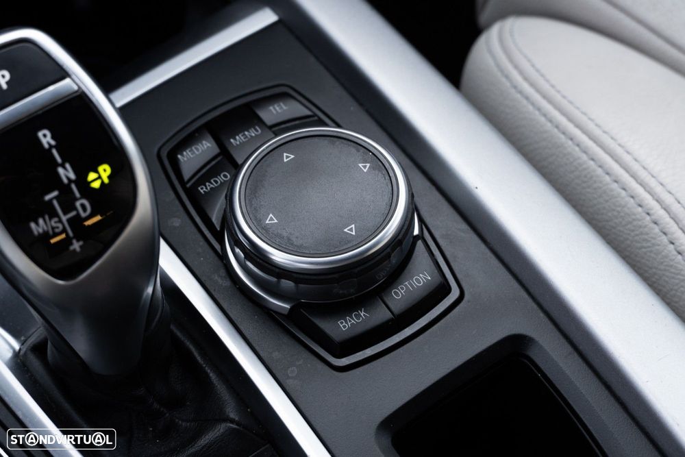 BMW X5 25 d sDrive Comfort 7L - 33