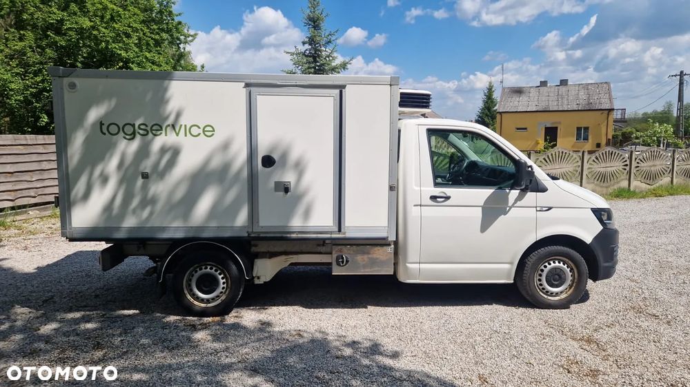 Volkswagen Transporter - 4