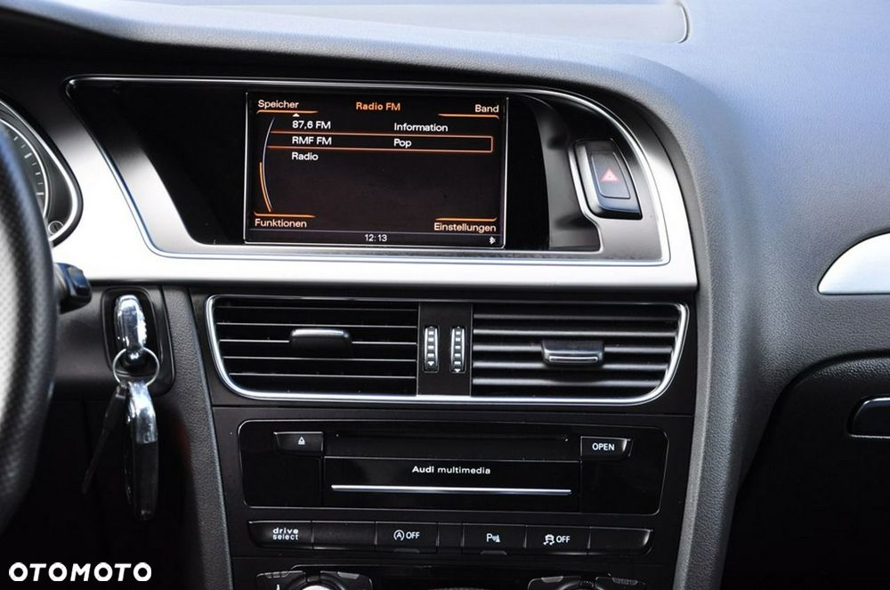 Audi A4 Avant 3.0 TDI DPF multitronic S line Sportpaket - 32