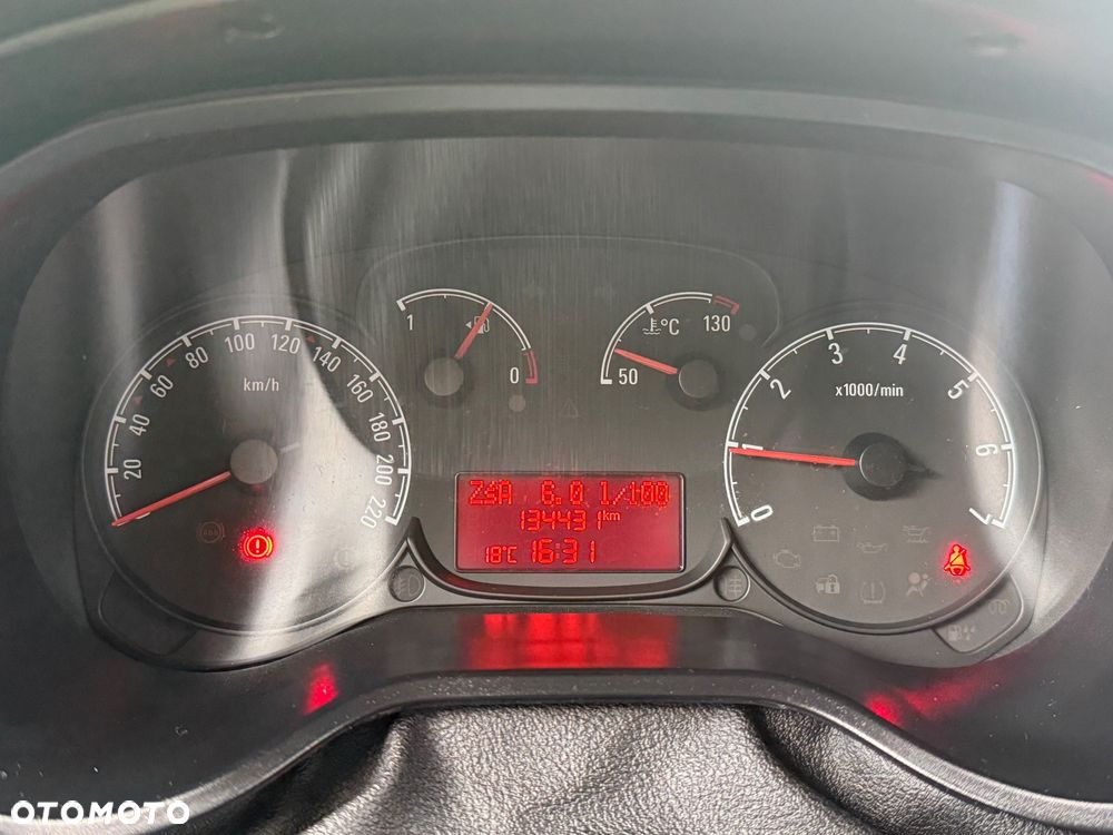 Opel Combo - 12