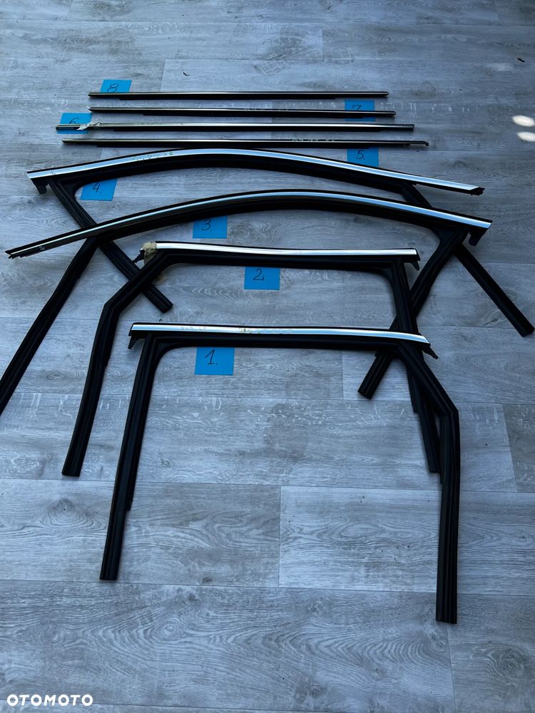 LISTWA LISTWY ZGARNIAJĄCA a4 b9 PRZÓD TYŁ PRAWA LEWA RAMKA DRZWI PRZÓD TYŁ PRAWA LEWA CHROM SHADO LINE 8W0837432 8W0837439 8W9839432 8W9839431 8W0853284 8W0853283 8W0853764 8W0853763 8W5839432 8W5839431 CENA W OPISIE - 7