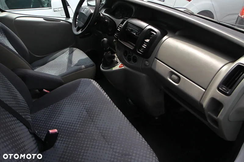 Renault Trafic - 8