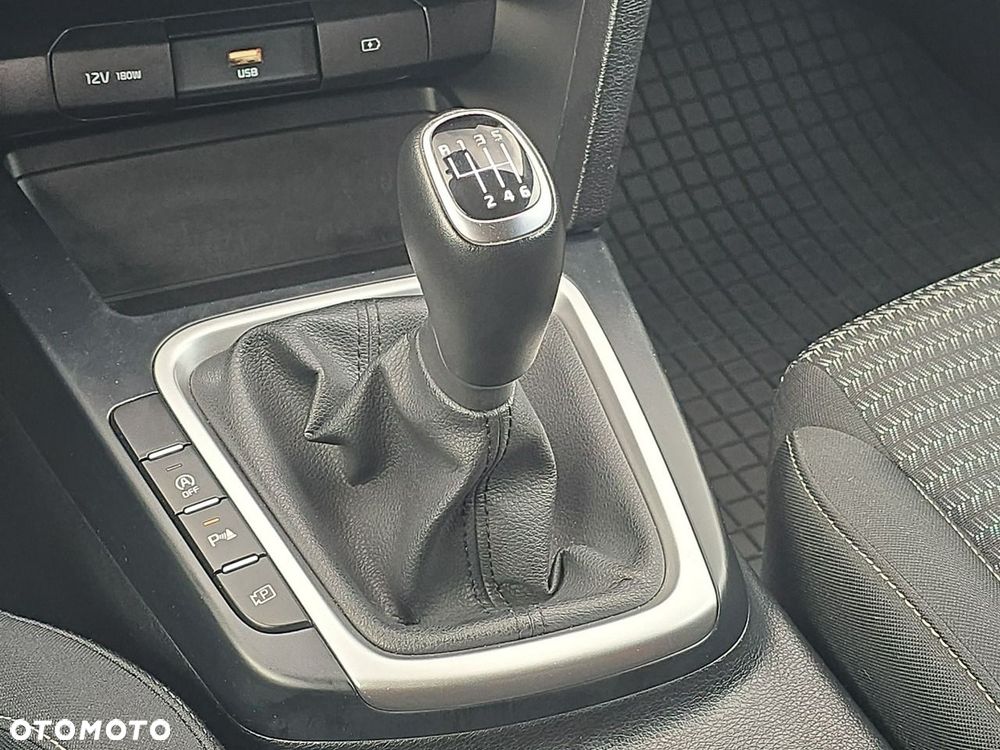 Kia Ceed - 15