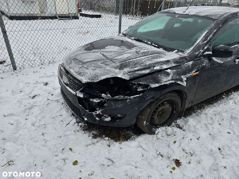 Ford Mondeo 2.0 TDCi Ghia - 3