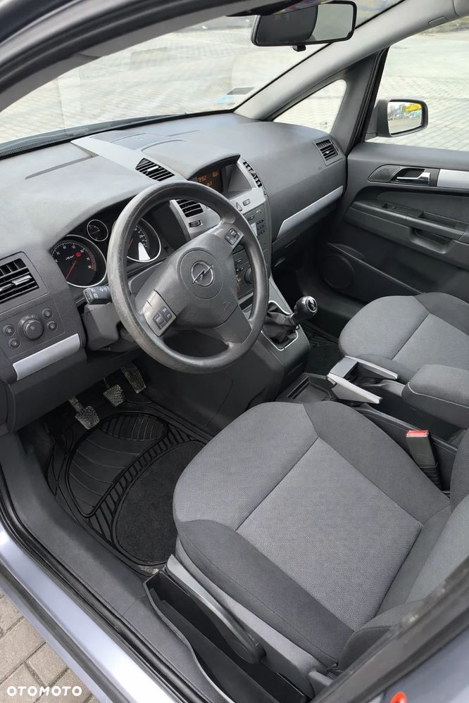 Opel Zafira 1.8 Enjoy - 8