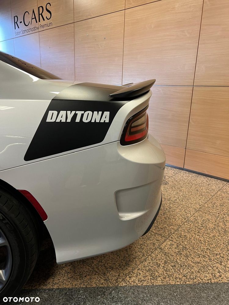 Dodge Charger 5.7 R/T Daytona - 8